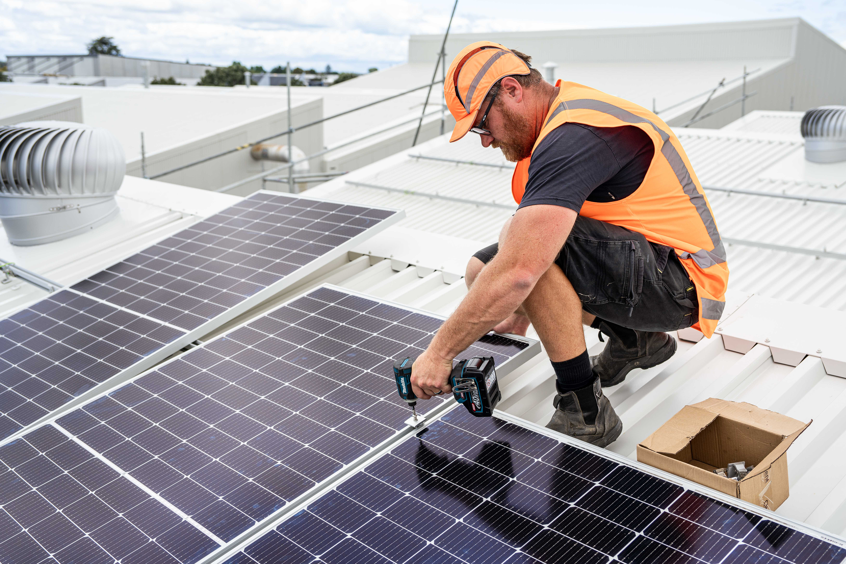 Do Solar Panels Need Cleaning?